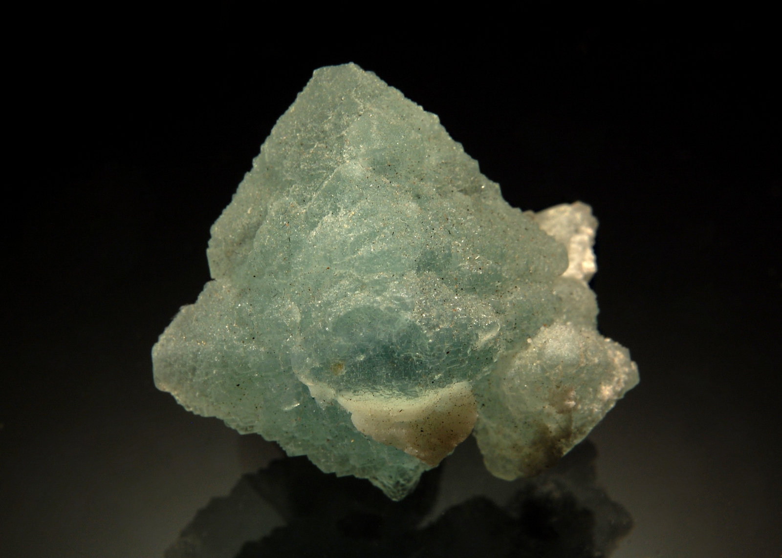 Fluorite
3.2 cm
(Autor: Michael Shaw)