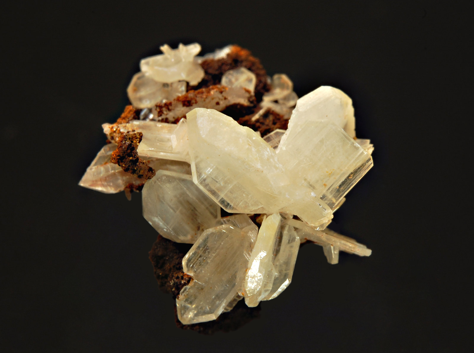 Cerussite
1.6 x 1.8 cm
(Autor: Michael Shaw)