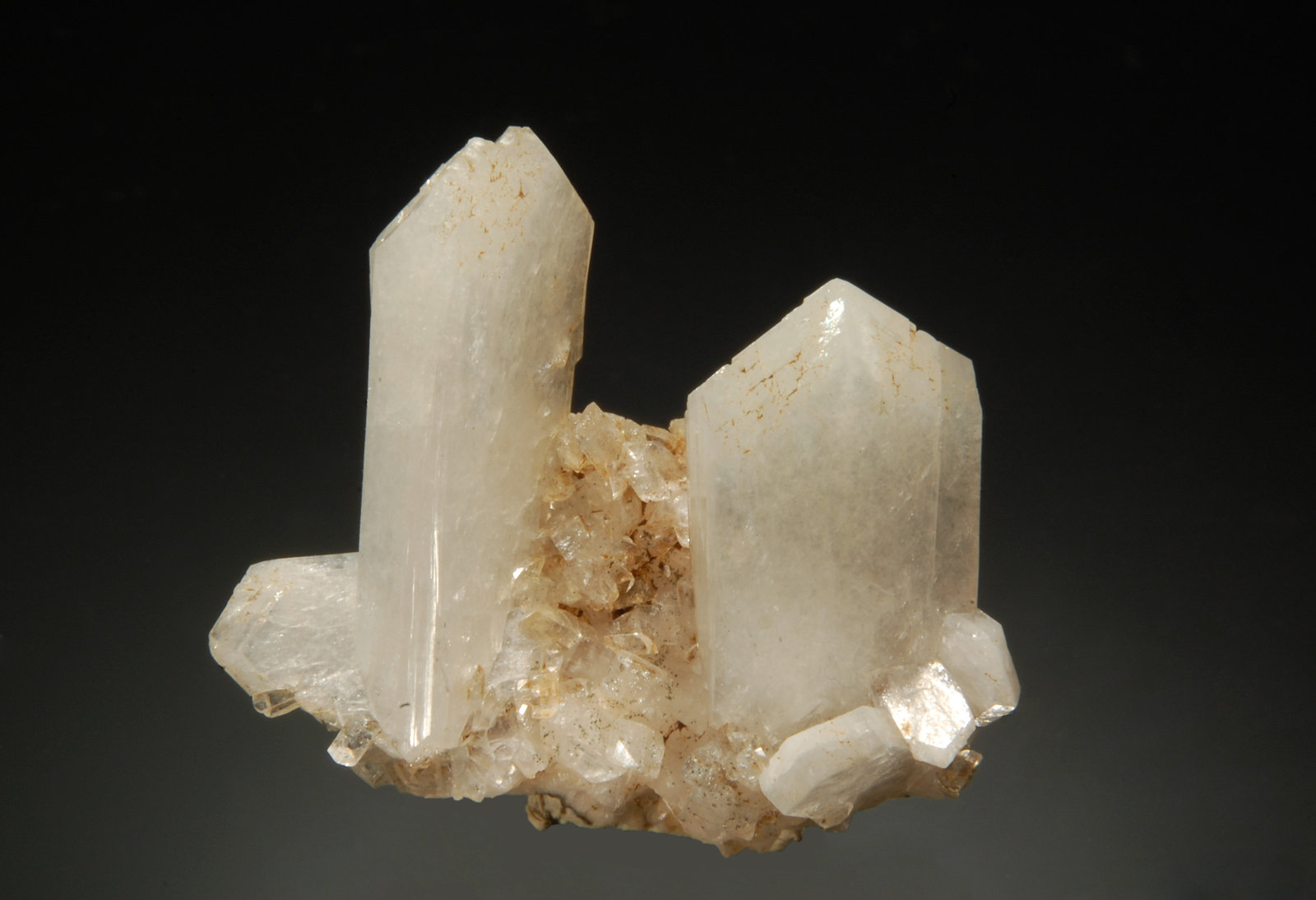 Stilbite
2.3 x 2.6 cm
(Autor: Michael Shaw)