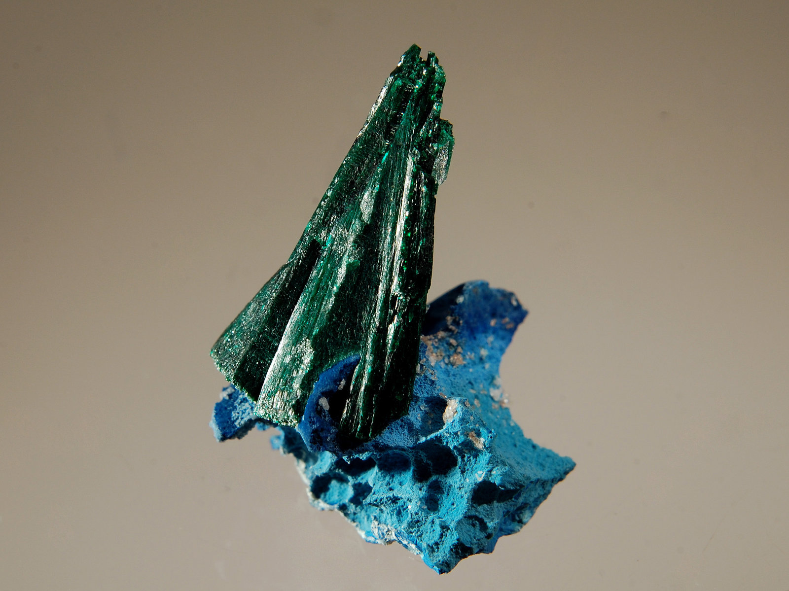 Malachite
2.9 cm
(Autor: Michael Shaw)