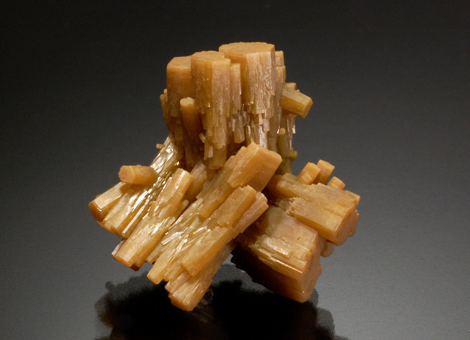 Pyromorphite
2.2 x 2.1 cm
(Autor: Michael Shaw)
