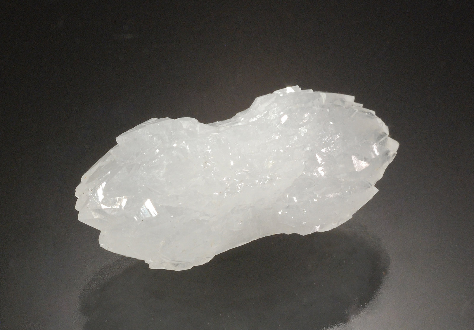 Quartz
3.0 x 1.5 cm
(Autor: Michael Shaw)