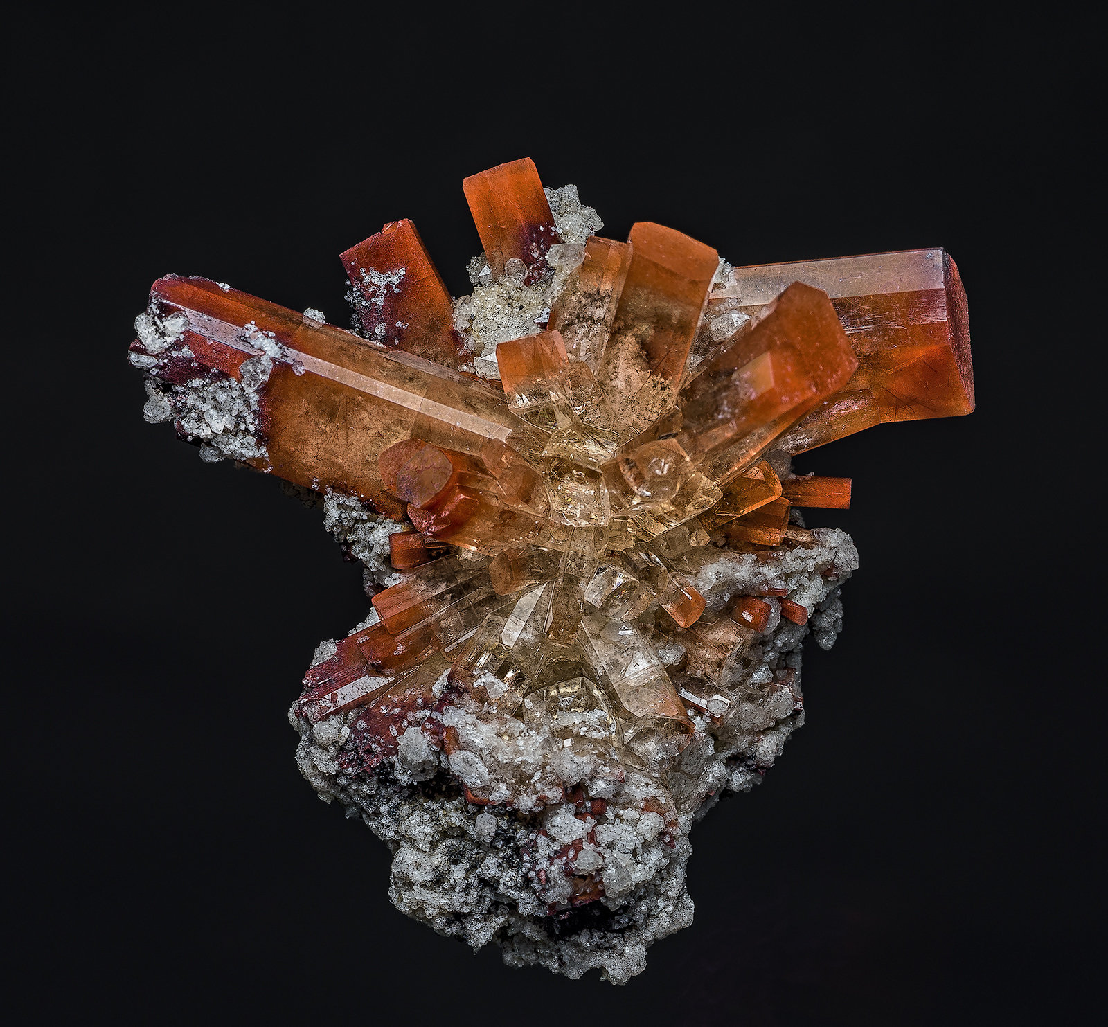 Topaz
4.0 x 3.9 cm
(Autor: am mizunaka)