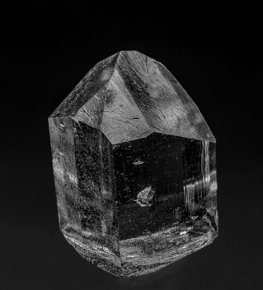 Topaz
3.9 x 3.0 cm
(Autor: am mizunaka)
