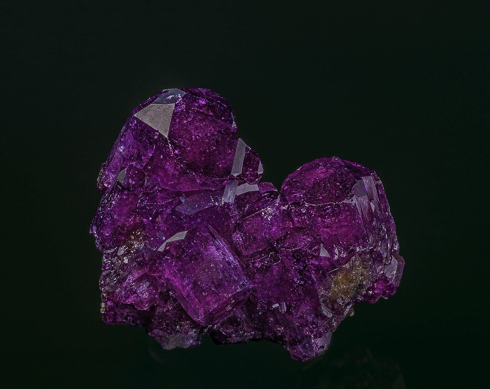 Vesuvianite
2.2 x 1.8 cm
(Autor: am mizunaka)
