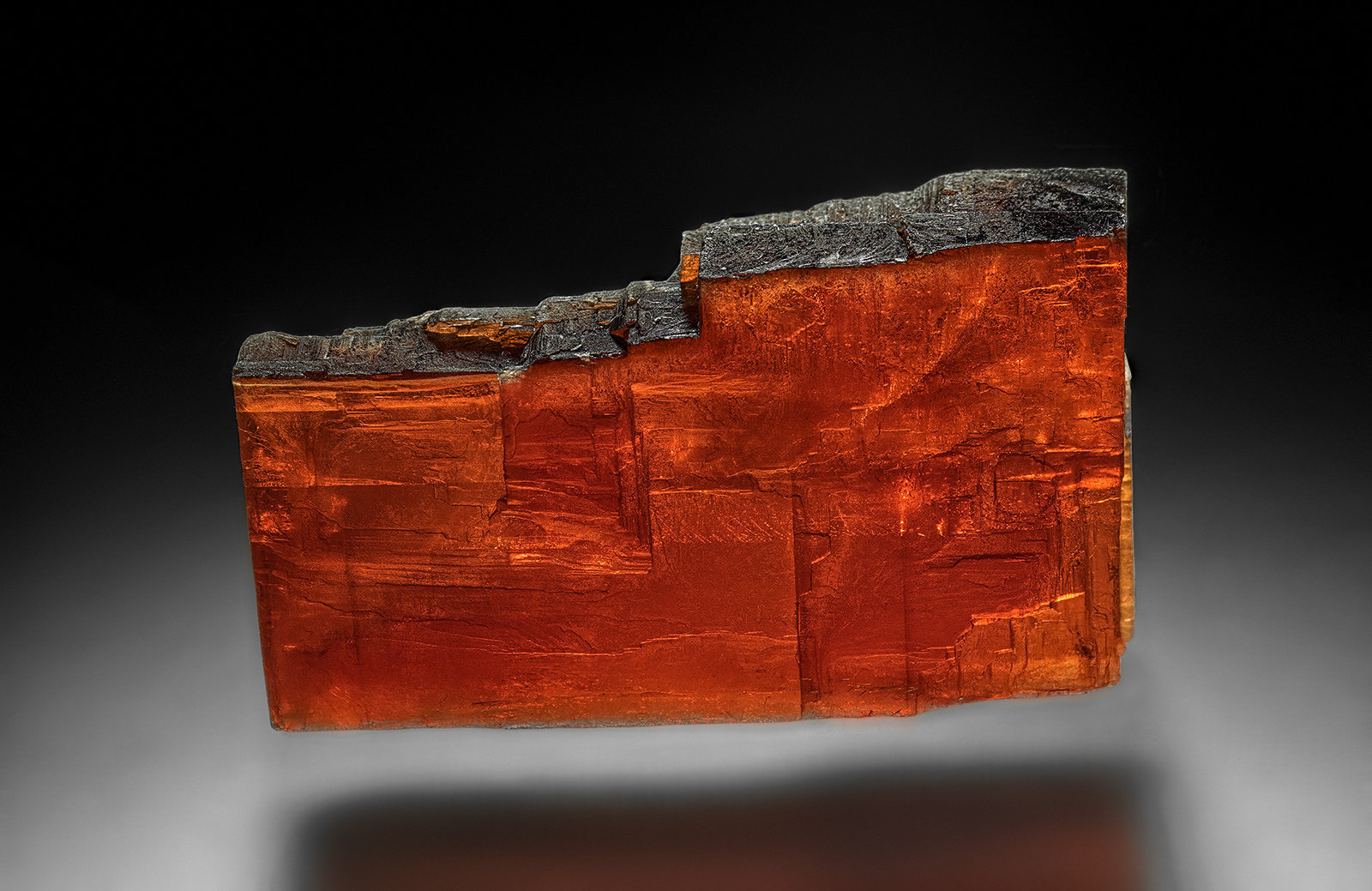 Villiaumite
38 x 24 x 7 mm
(Autor: am mizunaka)