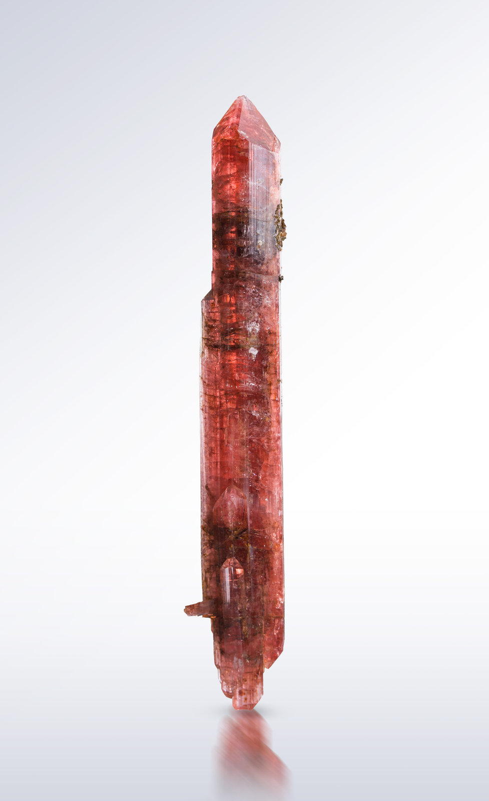 Väyrynenite
2 x 1.5 x 14 cm / main crystal: 13.6 cm
(Autor: MIM Museum)