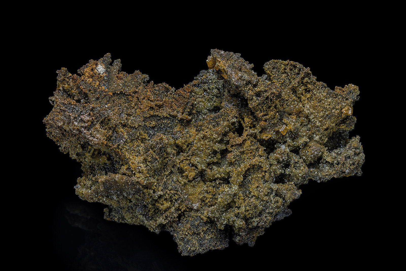 Willemite, Mimetite, Wulfenite
9.1 x 6.0 cm
(Autor: am mizunaka)