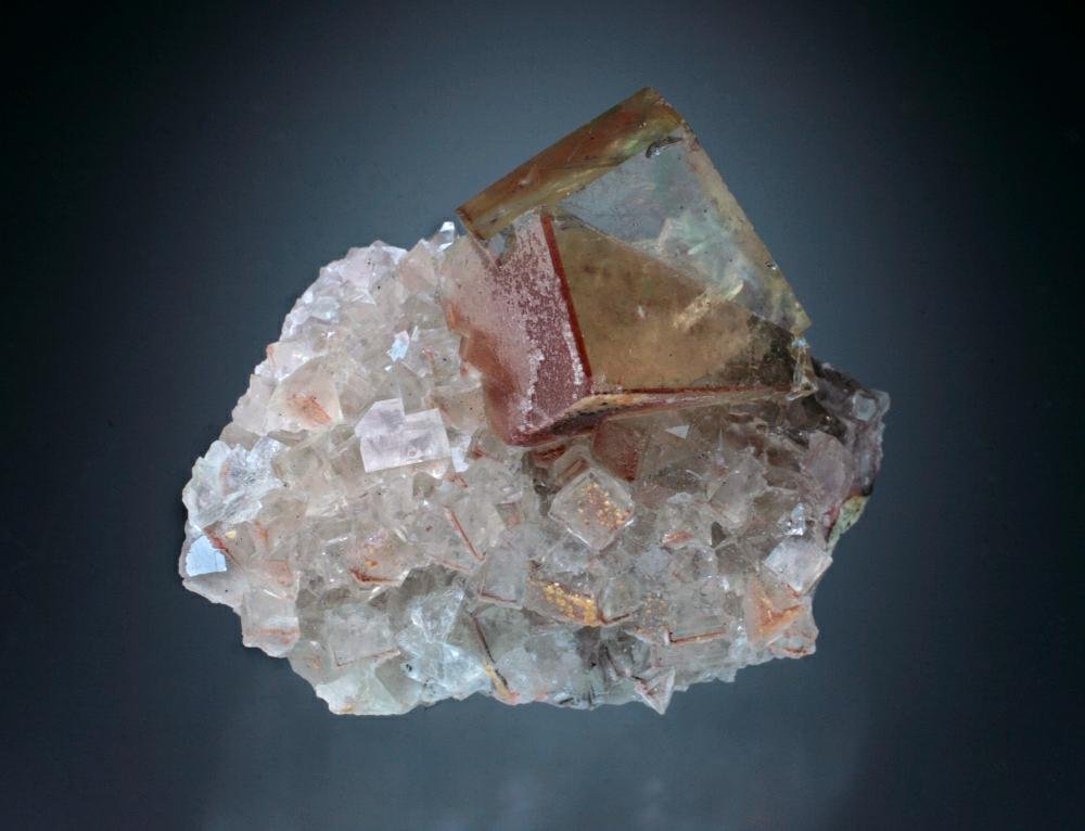 Fluorite
5x4x2 cm overall size
(Autor: Jesse Fisher)