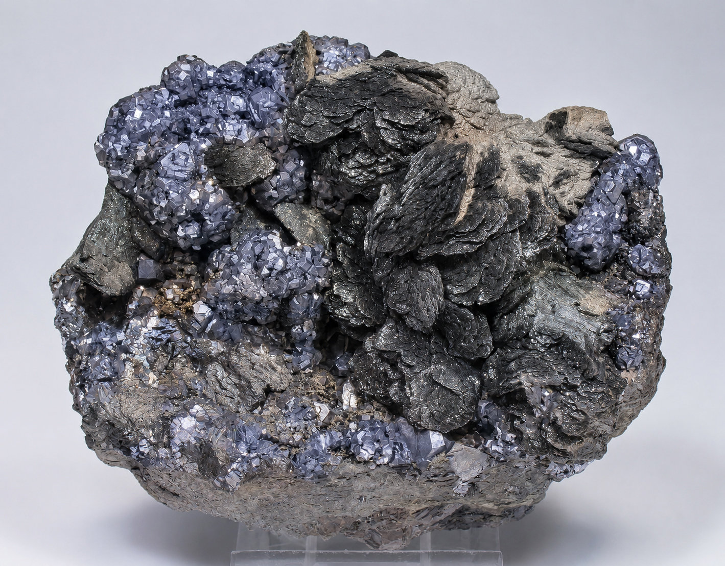 Wurtzite with Galena
9 × 8.3 × 5.2 cm
(Autor: Jordi Fabre)