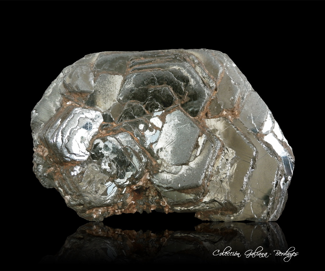 Hematites (variedad rosa de hierro)
82 x 57 x 27 mm.
(Autor: Rafael Galiana)
