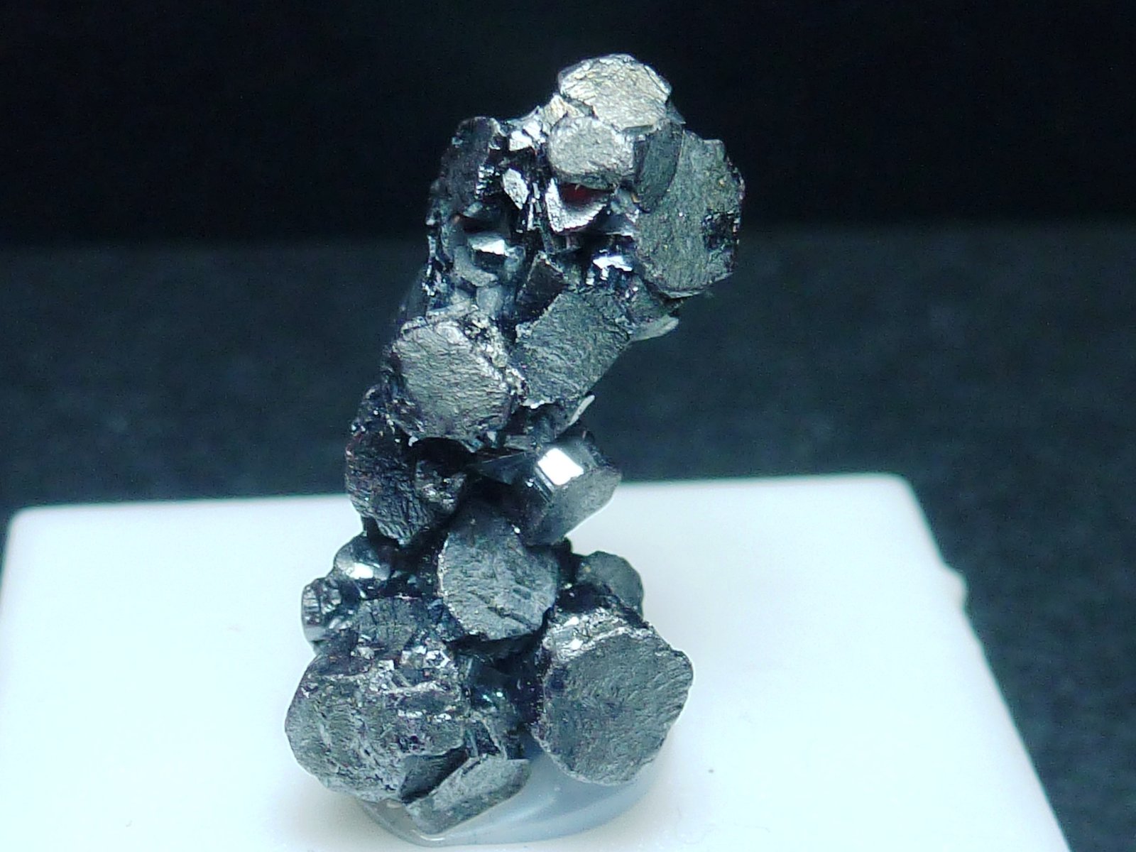 Pirargirita
1,2 x 0,3 cm.
(Autor: javier ruiz martin)