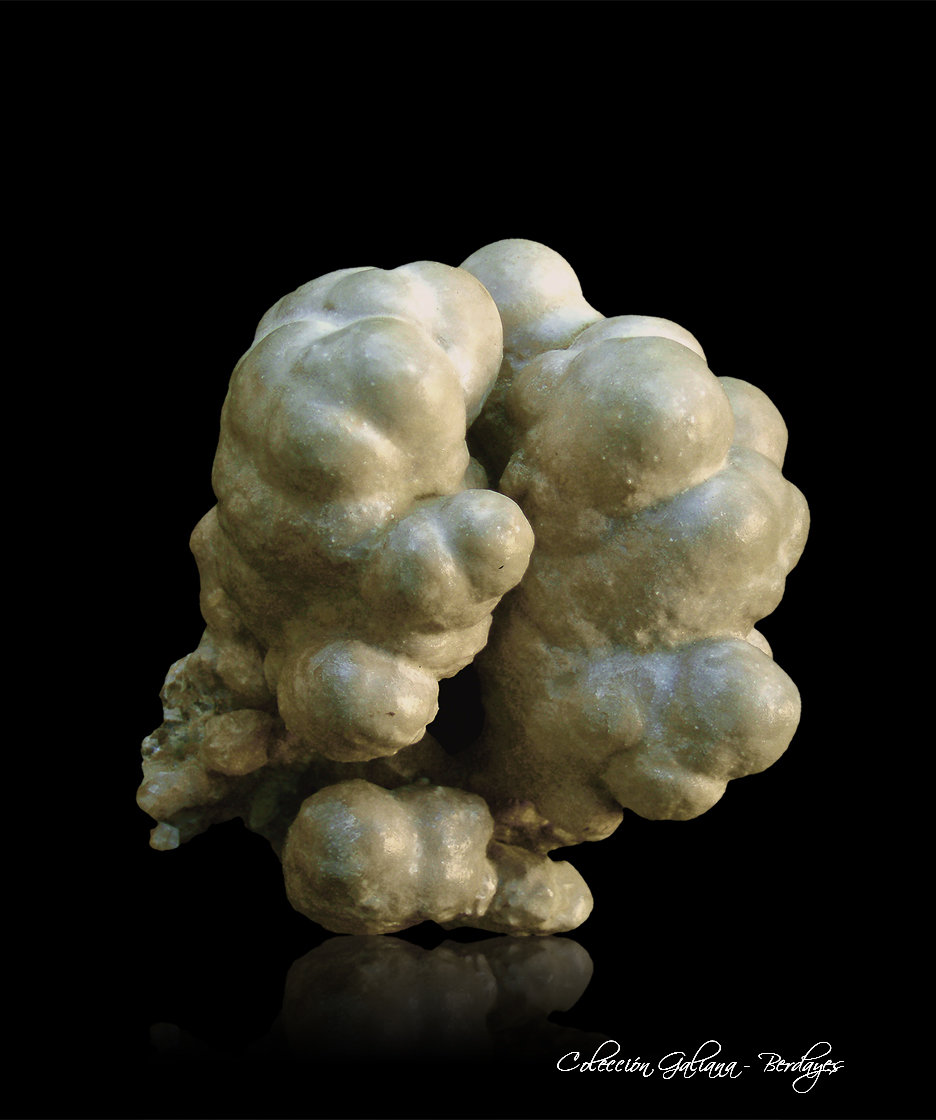 Aragonito
81 x 66 x 51 mm
(Autor: Rafael Galiana)