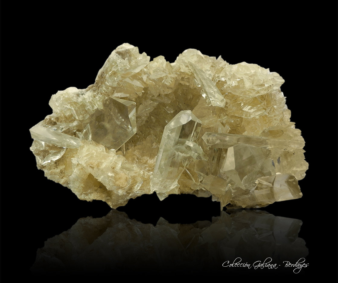 Yeso (variedad selenita)
117 x 66 x 60 mm
(Autor: Rafael Galiana)