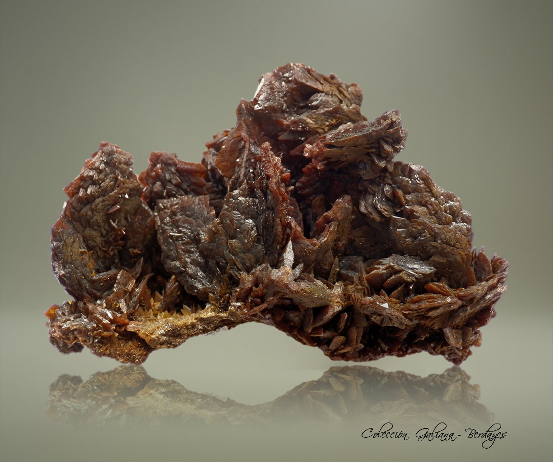 Descloizita
82 x 63 x 53 mm.
(Autor: Rafael Galiana)