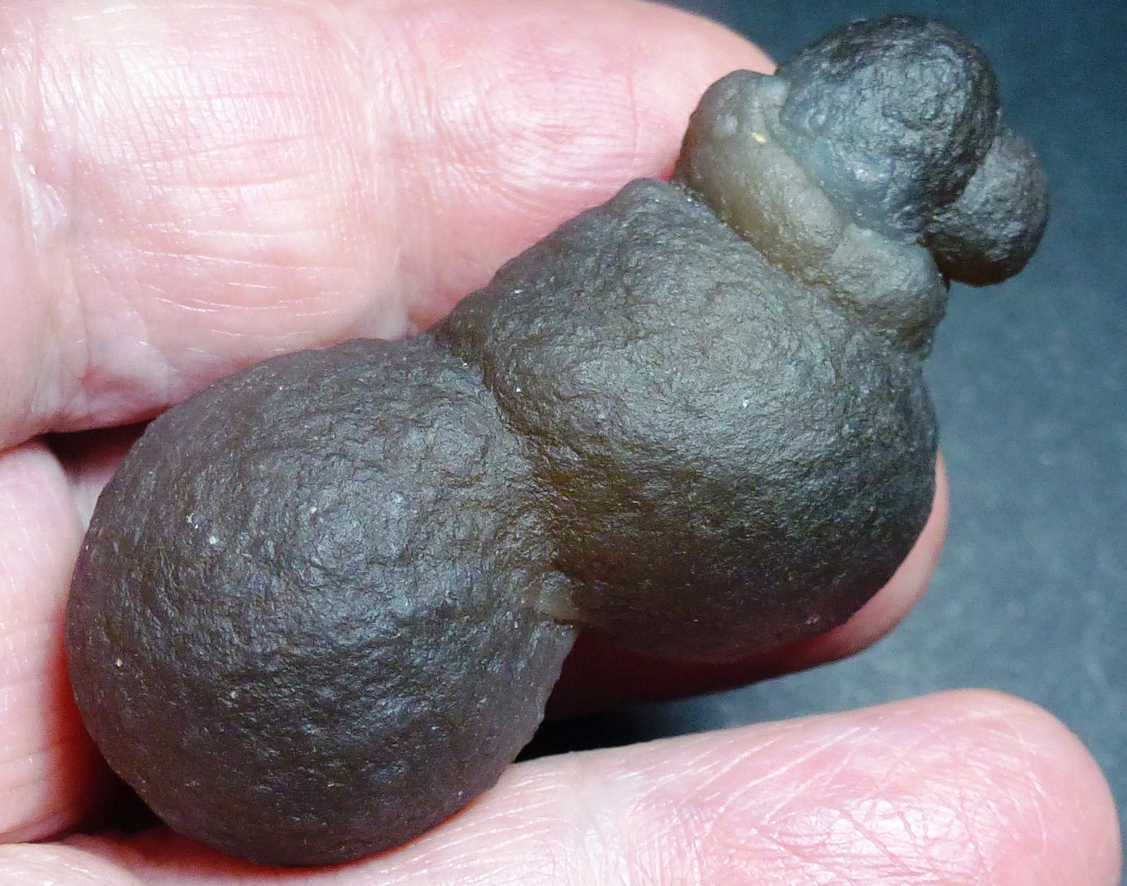 Cuarzo (variedad calcedonia)
6 x 2 cm.
(Autor: javier ruiz martin)