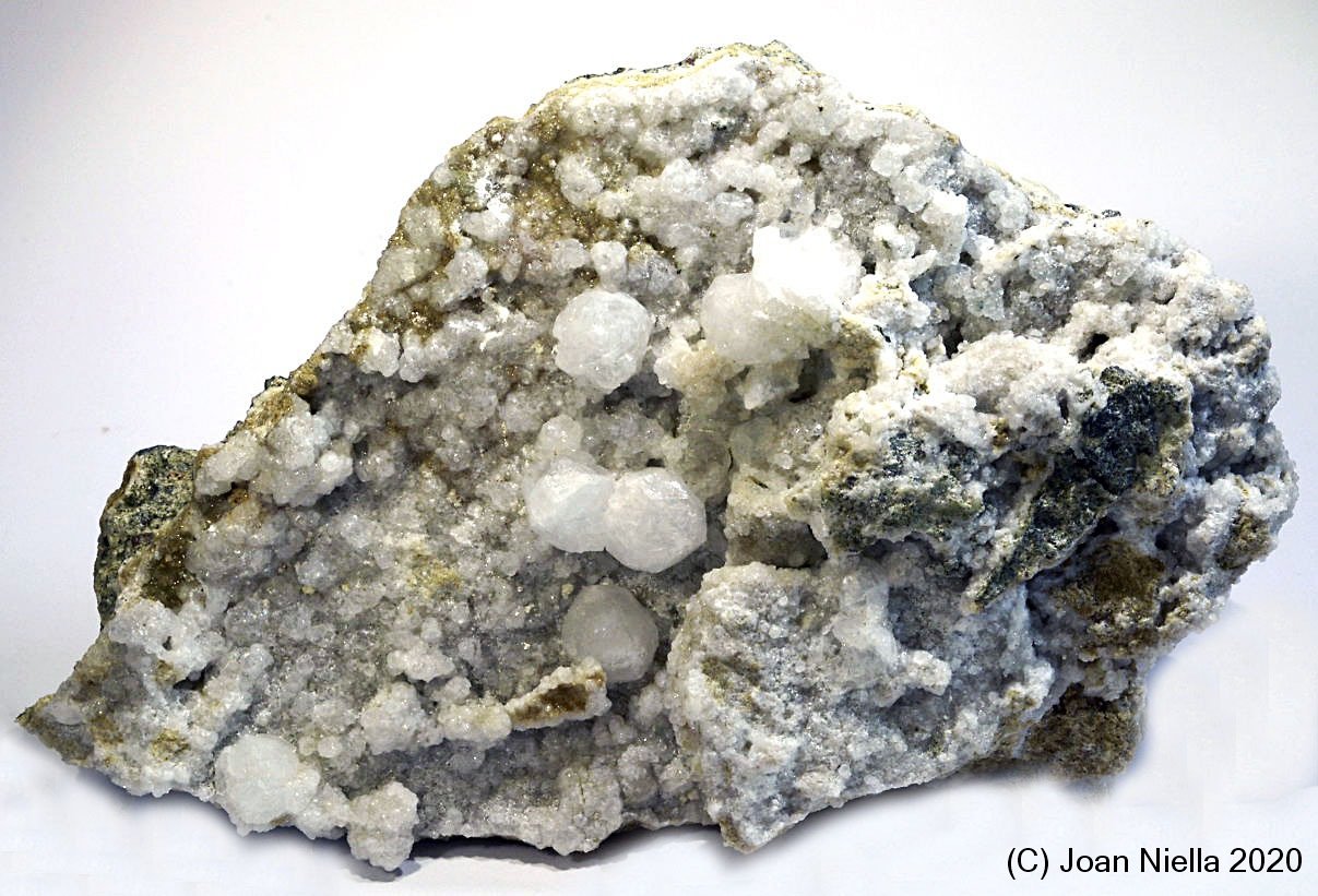 Analcima
11 x 6 cm
(Autor: Joan Niella)