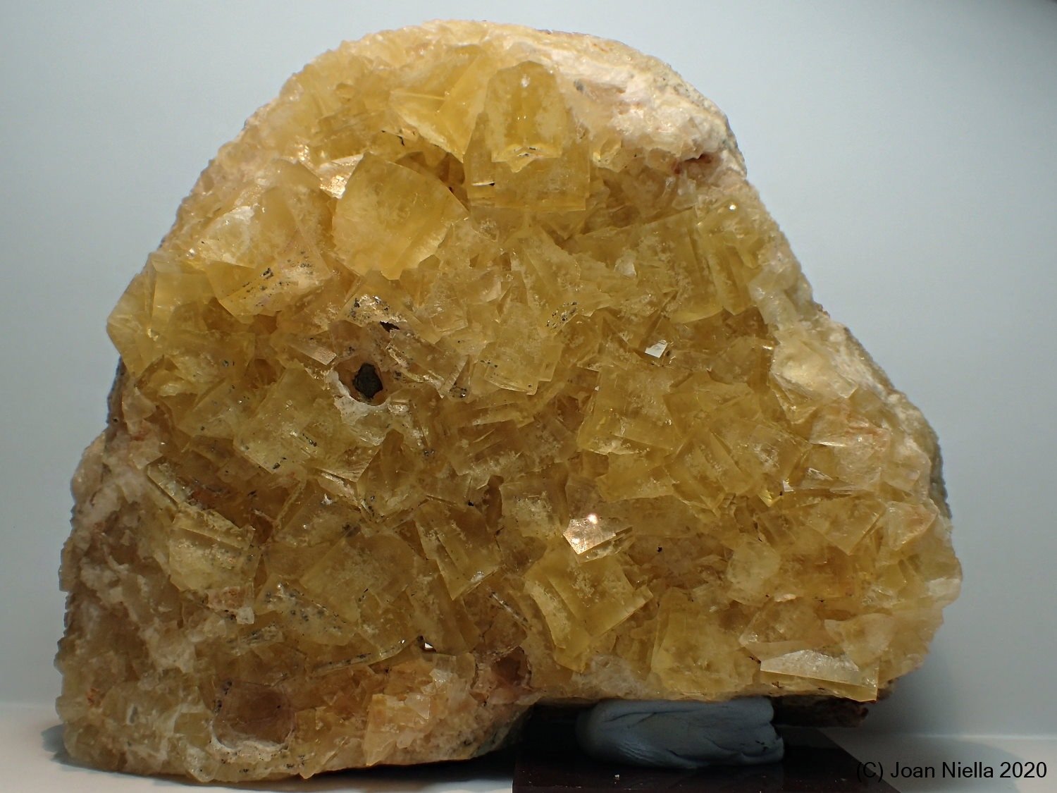 Fluorita
120 x 95 mm
(Autor: Joan Niella)