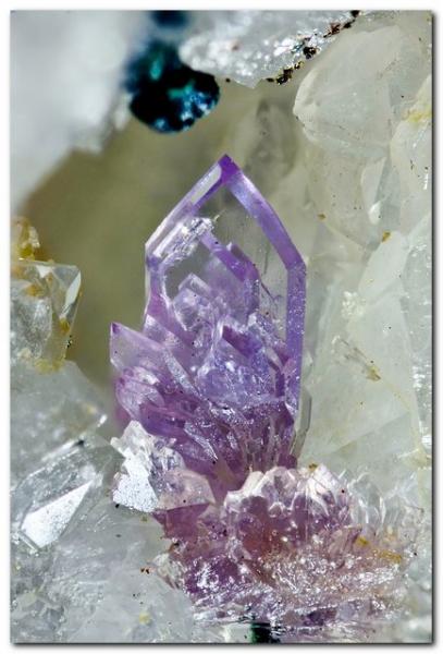 Strengita
Cristal de 1.5 mm
(Autor: Rafa Muñoz(mineralvarado))