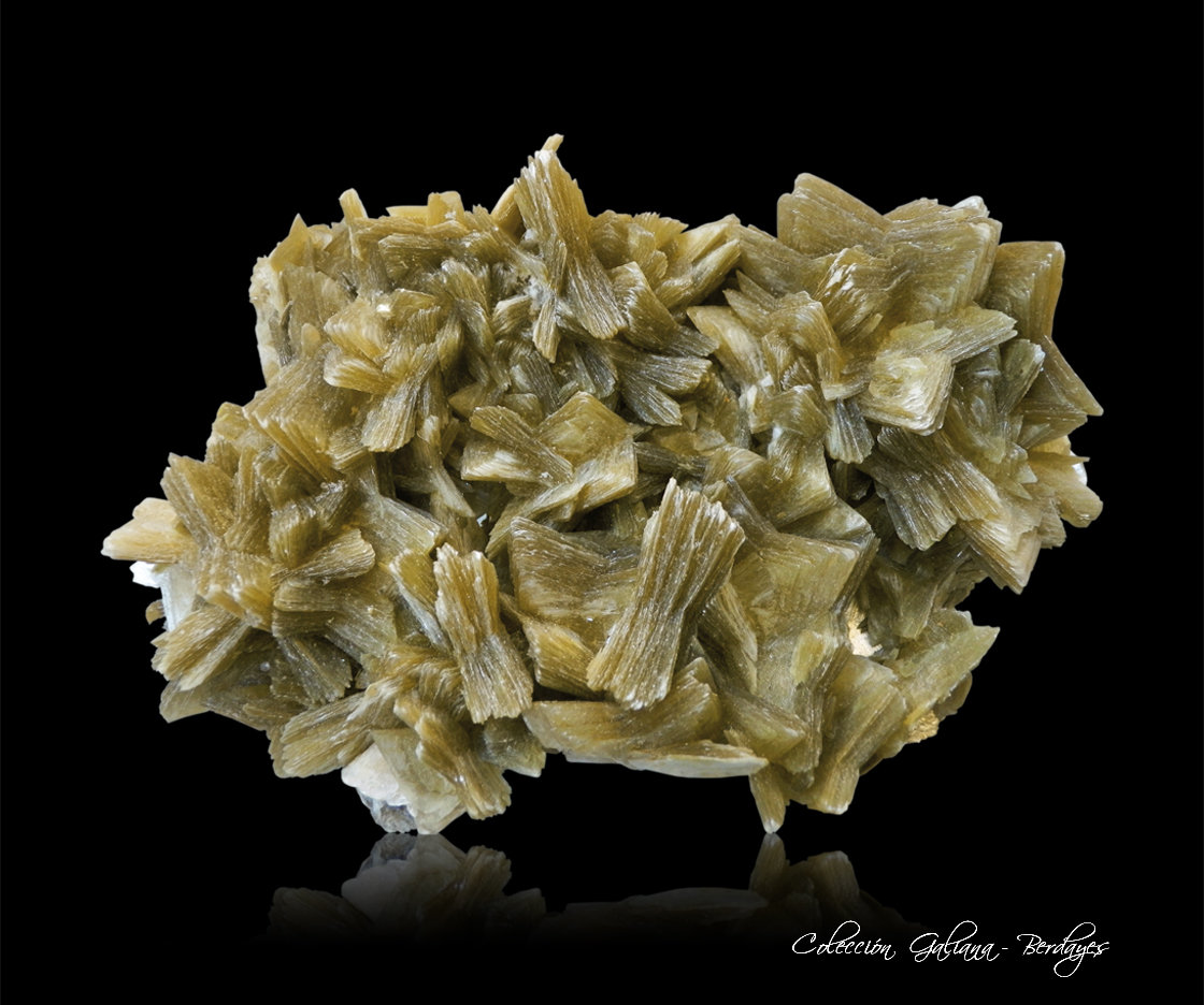 Moscovita
100 x 69 x 36 mm.
(Autor: Rafael Galiana)