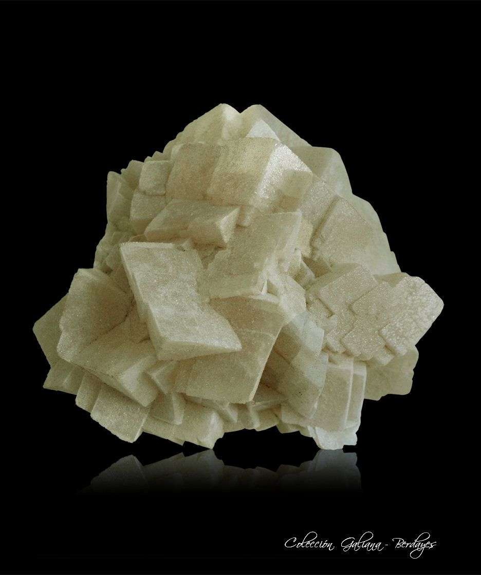 Calcita
76 x 65 x 37 mm.
(Autor: Rafael Galiana)