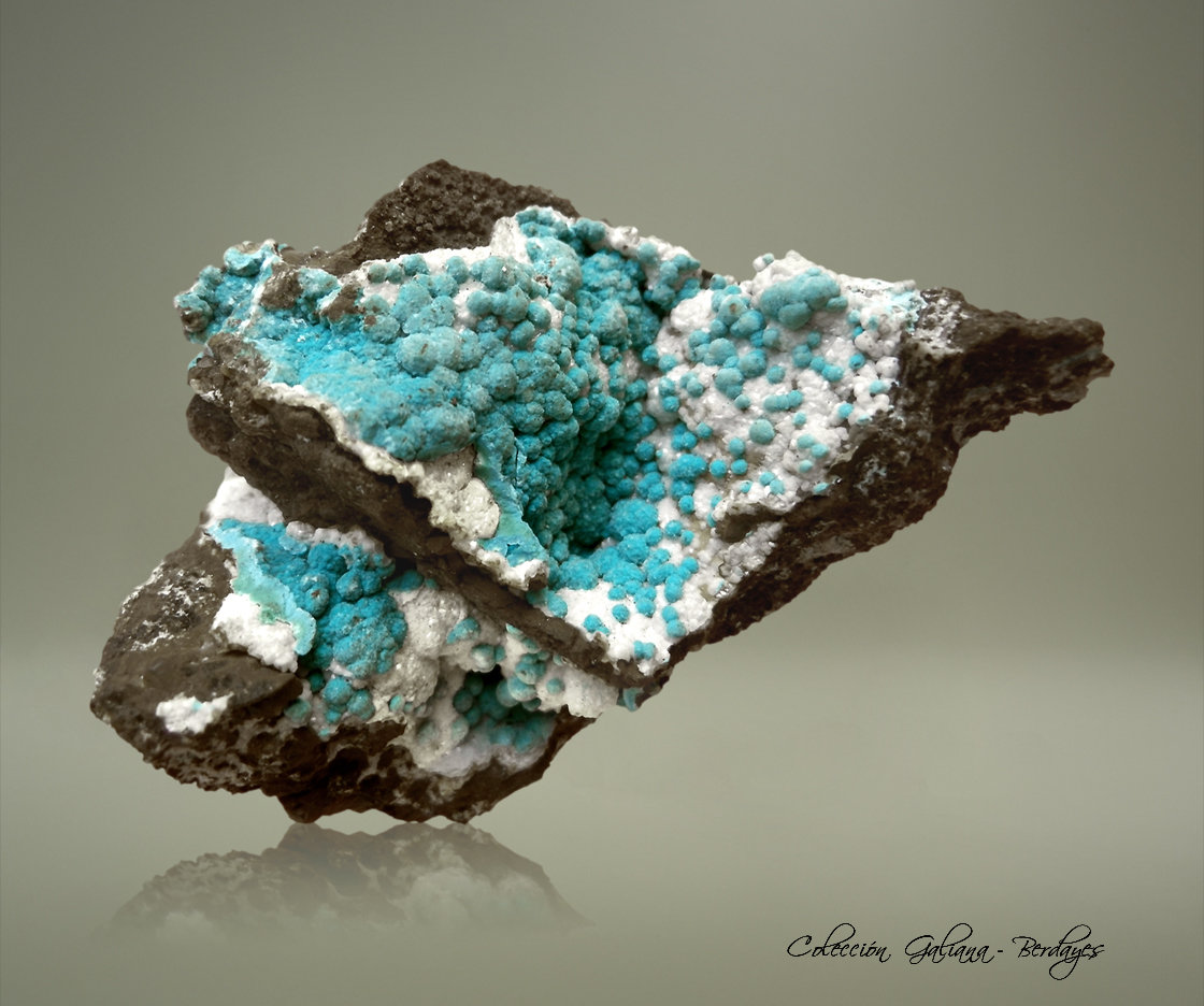 Rosasita
68 x 58 x 40  mm.
(Autor: Rafael Galiana)