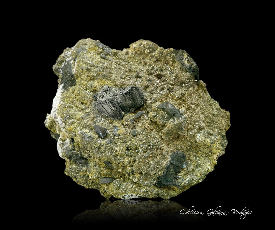 Andorita
91 x 73 x 34 mm.
(Autor: Rafael Galiana)
