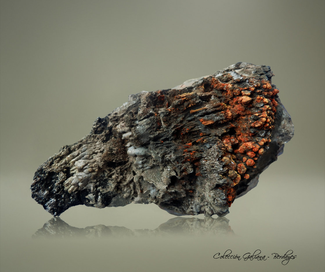 Lepidocrocita
107 x 56 x 43 mm
(Autor: Rafael Galiana)