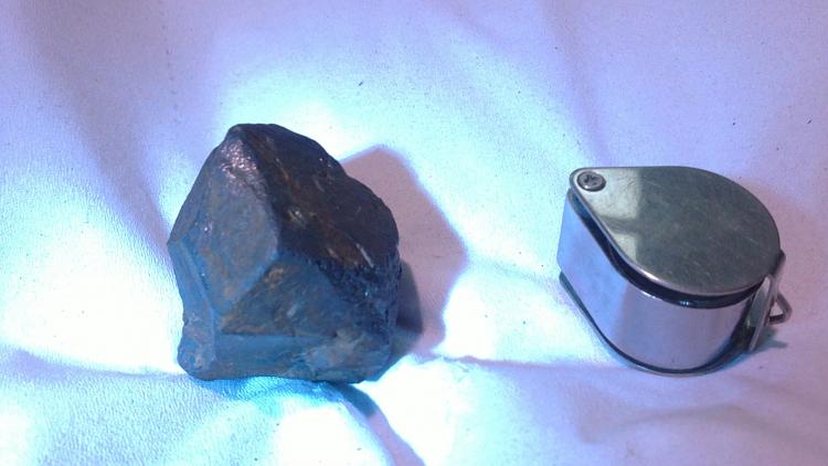 Magnetita
3 x 2 cm.
(Autor: Jose A. Garrido)