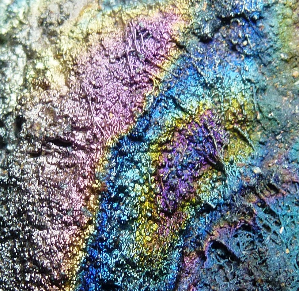 Goethita
7 x 6 cm. la pieza, encuadre 4 x 4 cm.
(Autor: javier ruiz martin)