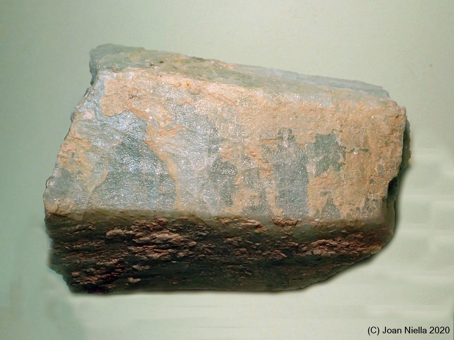 Berilo
70x60 mm
(Autor: Joan Niella)