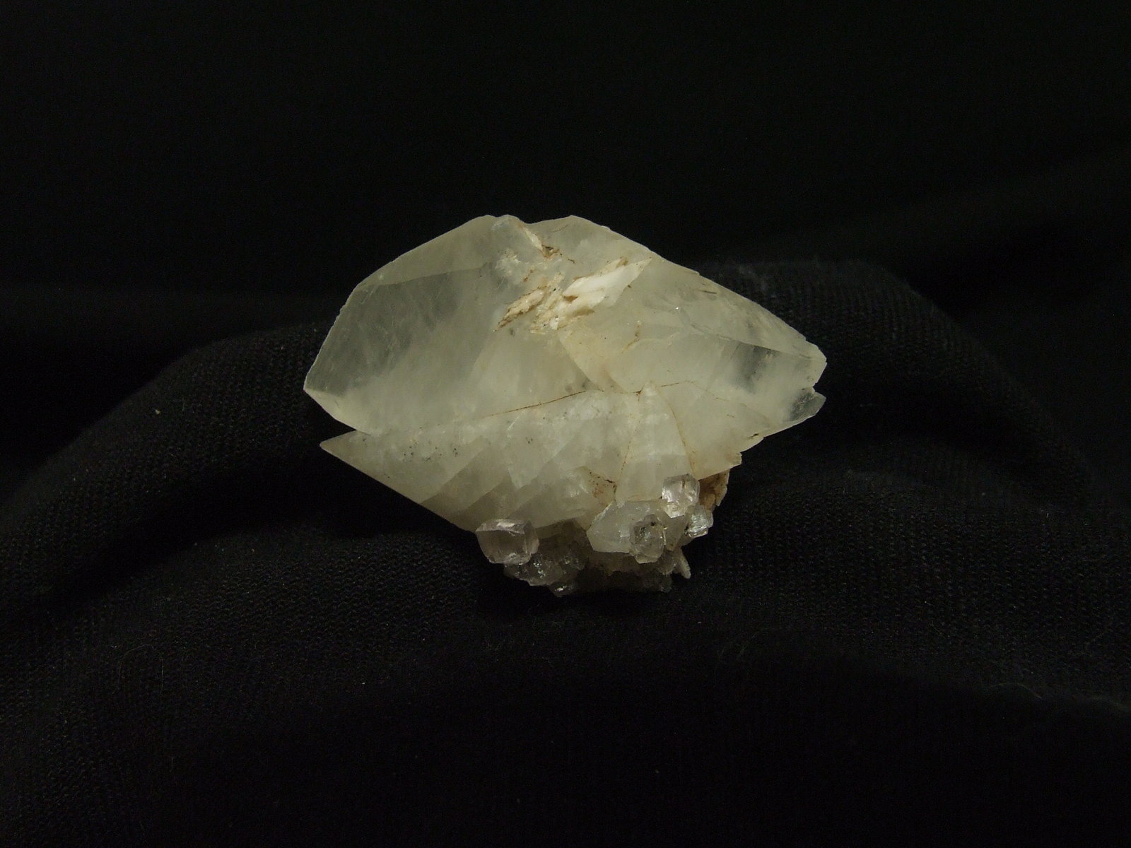 Calcita y Fluorita
45x30mm
(Autor: joaquin gar)
