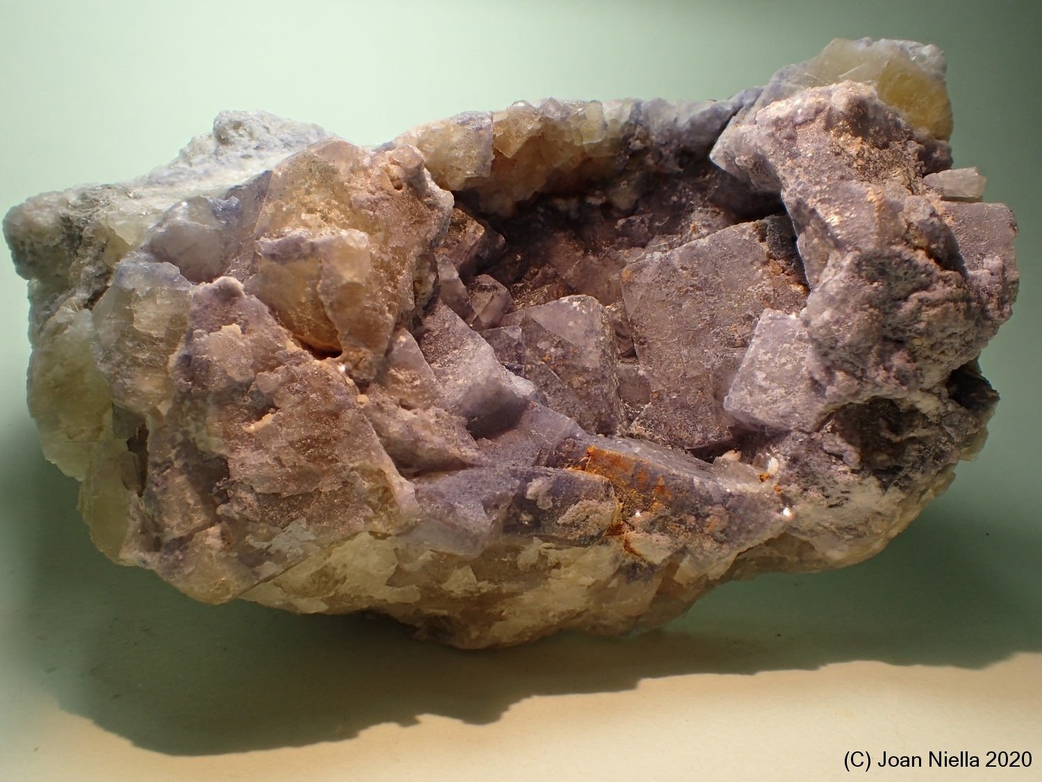 Fluorita
10 x 6 cm
(Autor: Joan Niella)