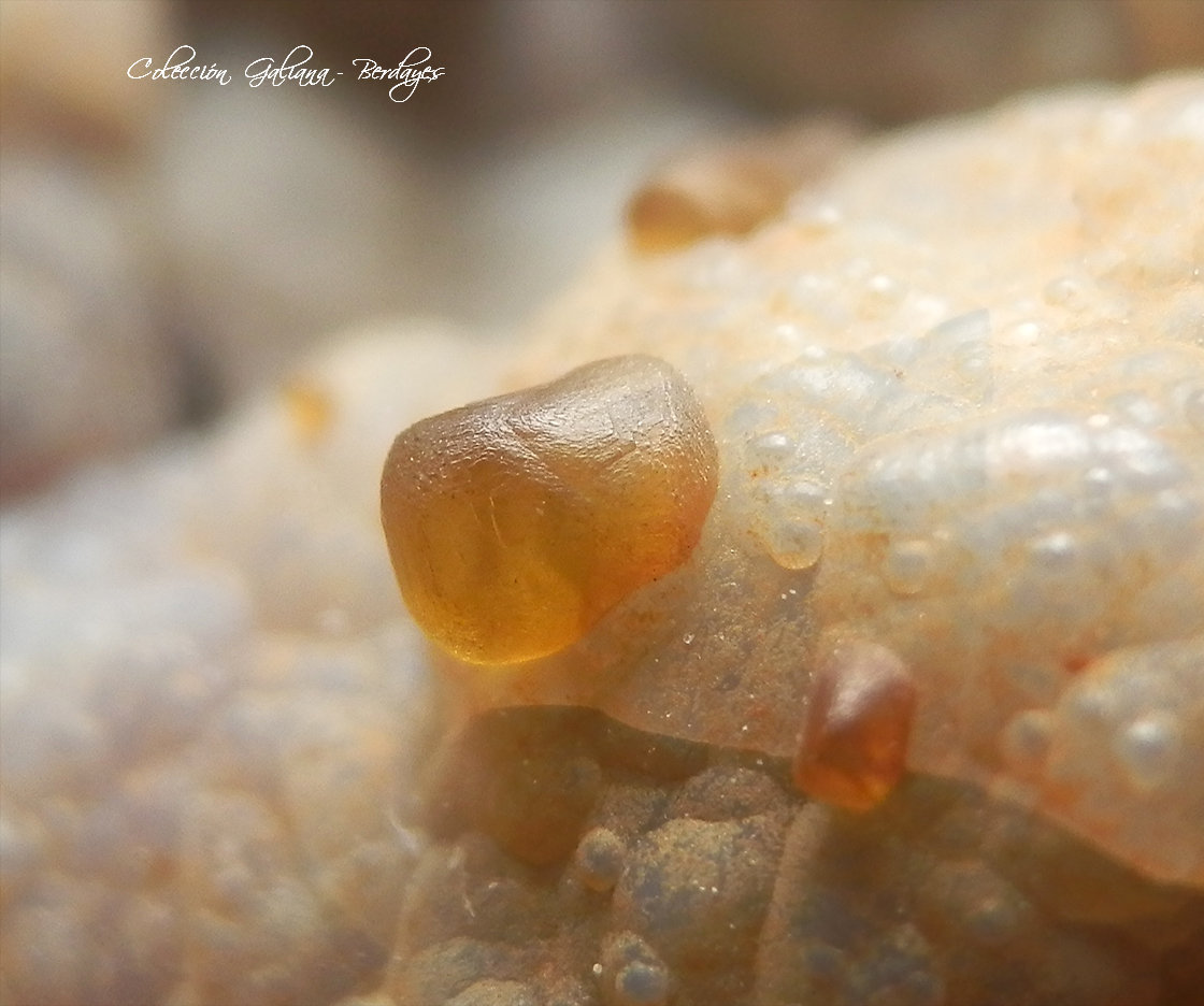 Smithsonita (variedad monheimita)
Encuadre de la fotografía 10 mm
(Autor: Rafael Galiana)