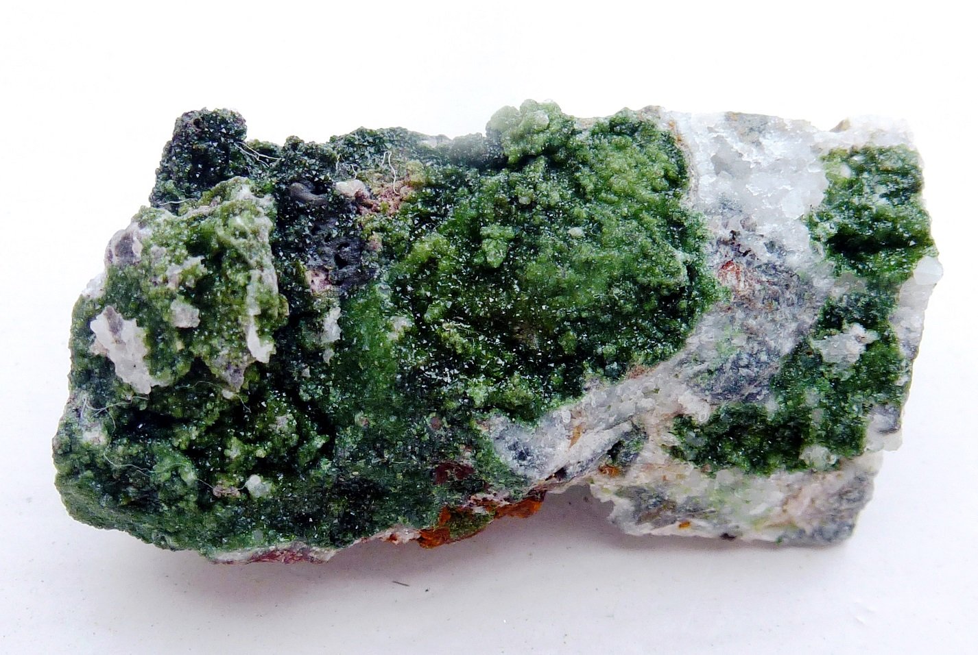 Libethenita, Cuarzo
6 x 4 cm.
(Autor: javier ruiz martin)