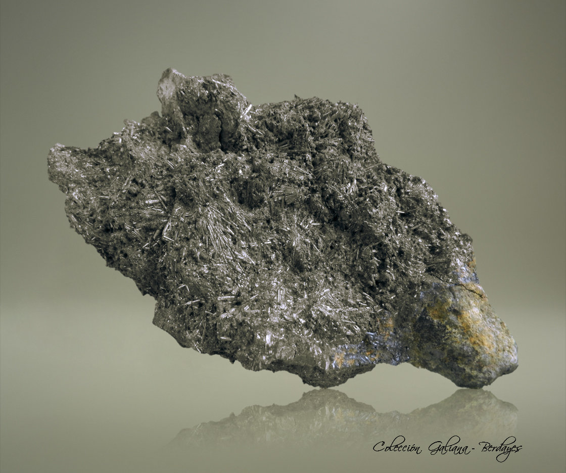 Cilindrita
116 x 63 x 50 mm.
(Autor: Rafael Galiana)