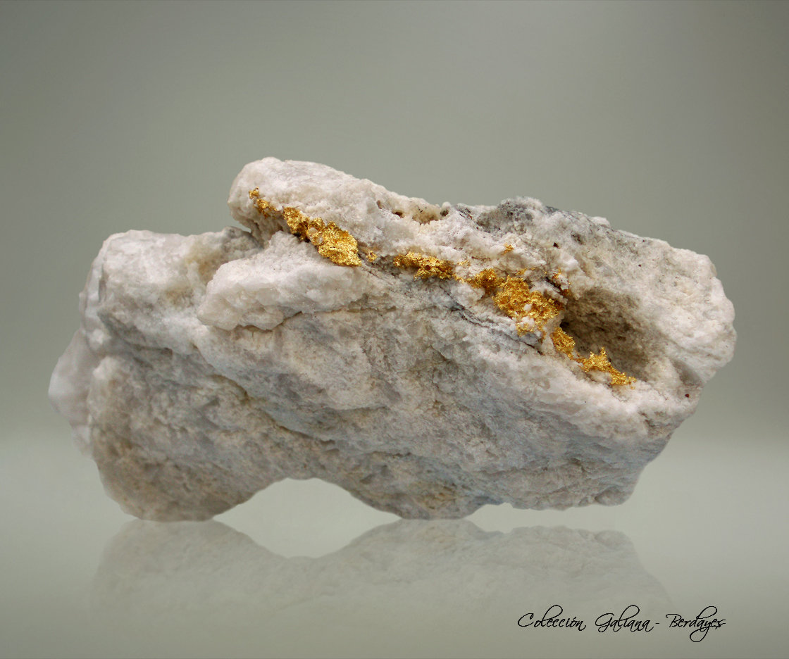 Oro
80 x 37 x 35 mm.
(Autor: Rafael Galiana)