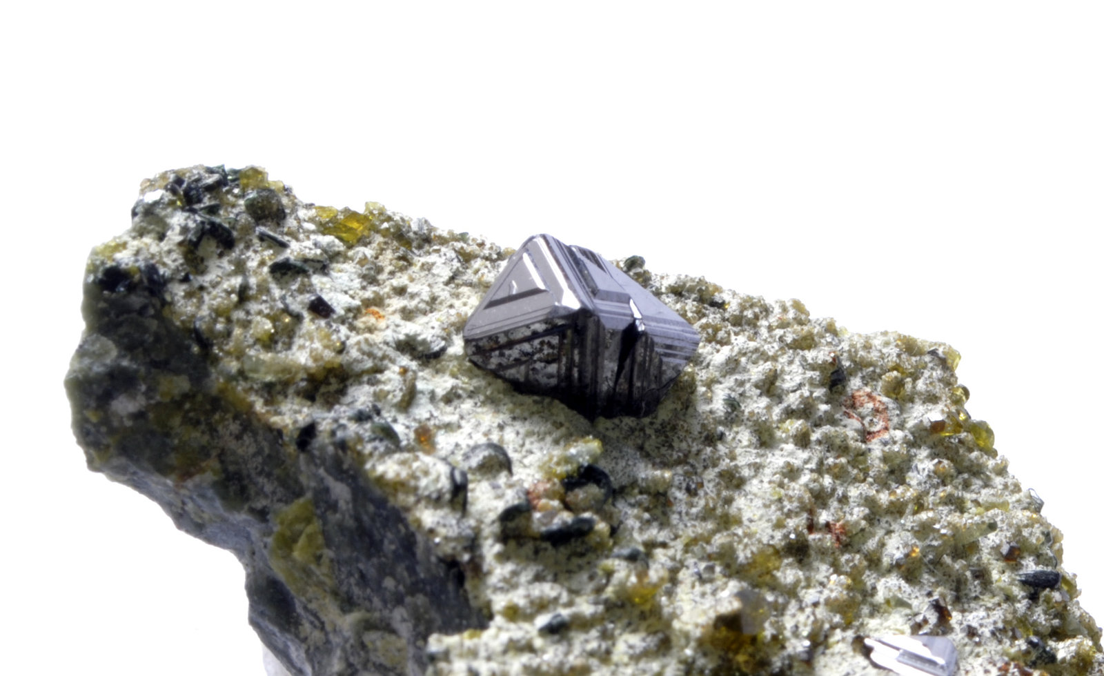 Magnetita
Medidas pieza: 7,4x4x2,5 cm
(Autor: Sergio Pequeño)