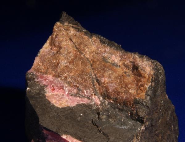 Tefroita
6x5 cm.
(Autor: Rafa Muñoz(mineralvarado))