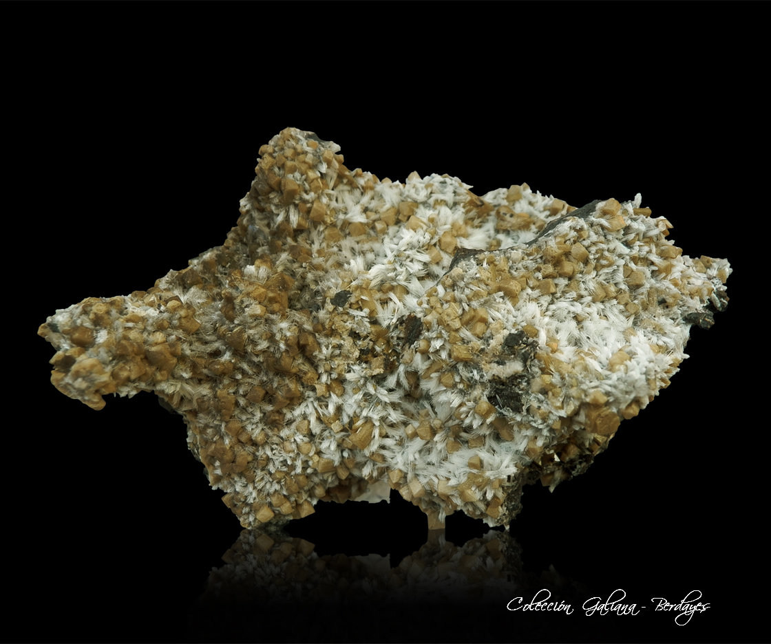 Bultfonteinita
95 x 58 x 37 mm. .
(Autor: Rafael Galiana)