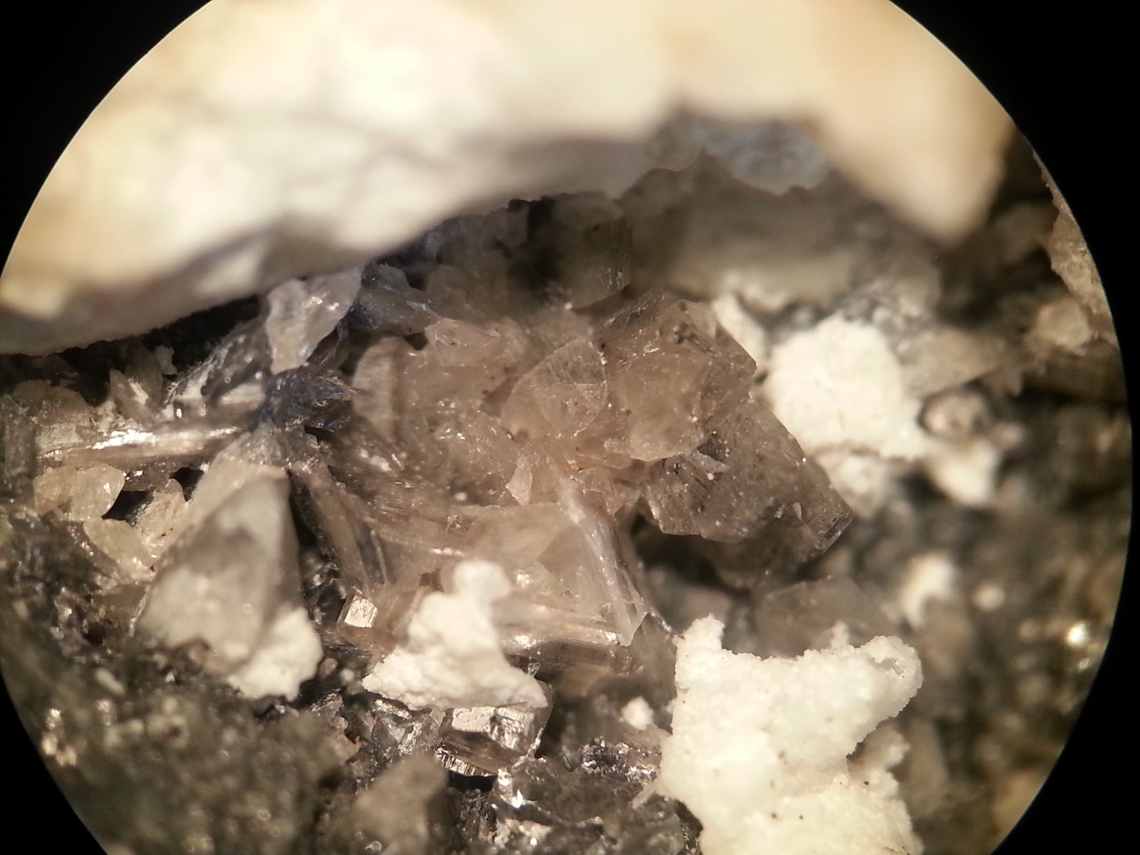 Cerusita
macro x 30 aumentos mismo cristal
(Autor: Javier Rodriguez)