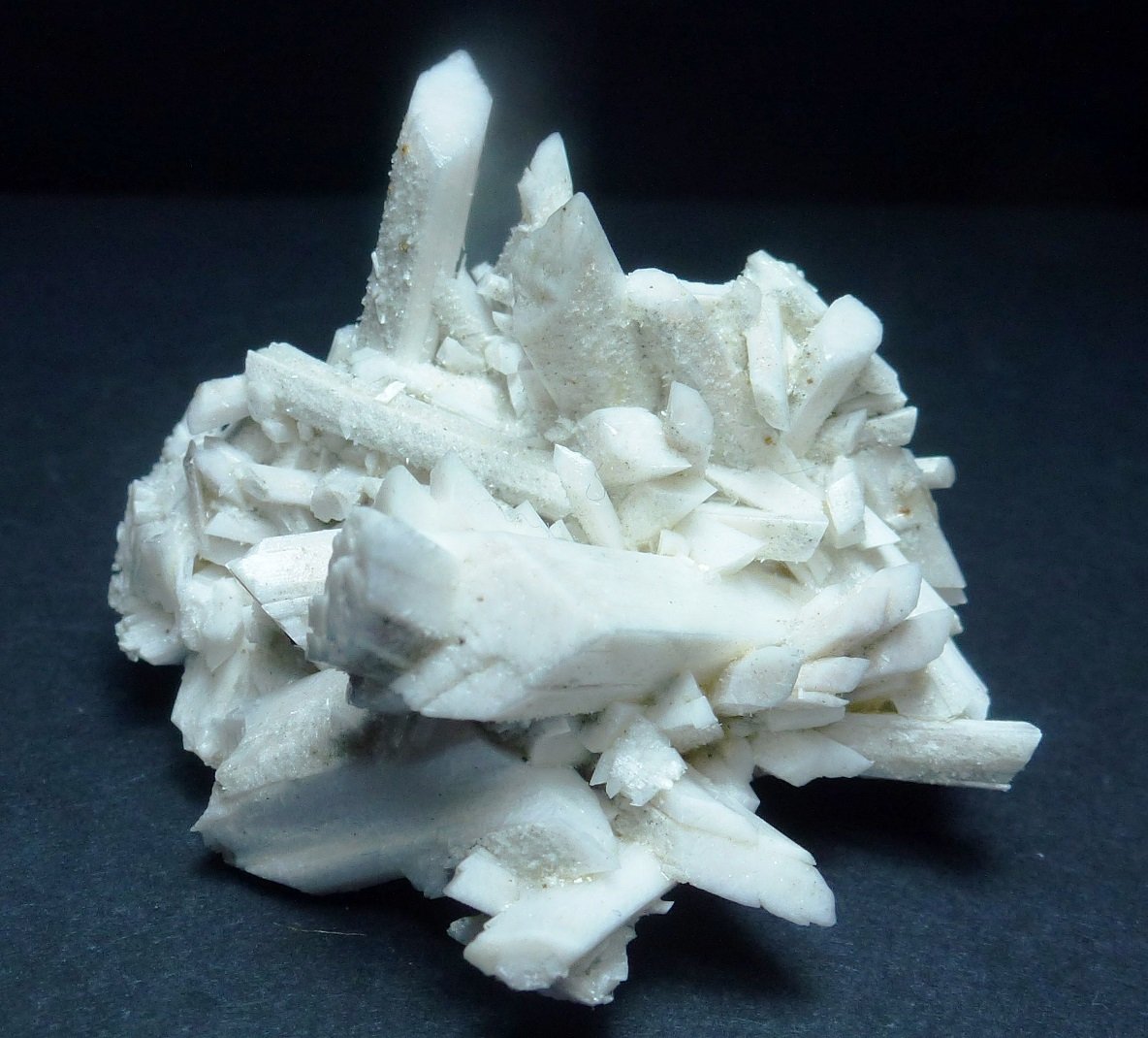 Laumontita
6 x 4 cm.
(Autor: javier ruiz martin)