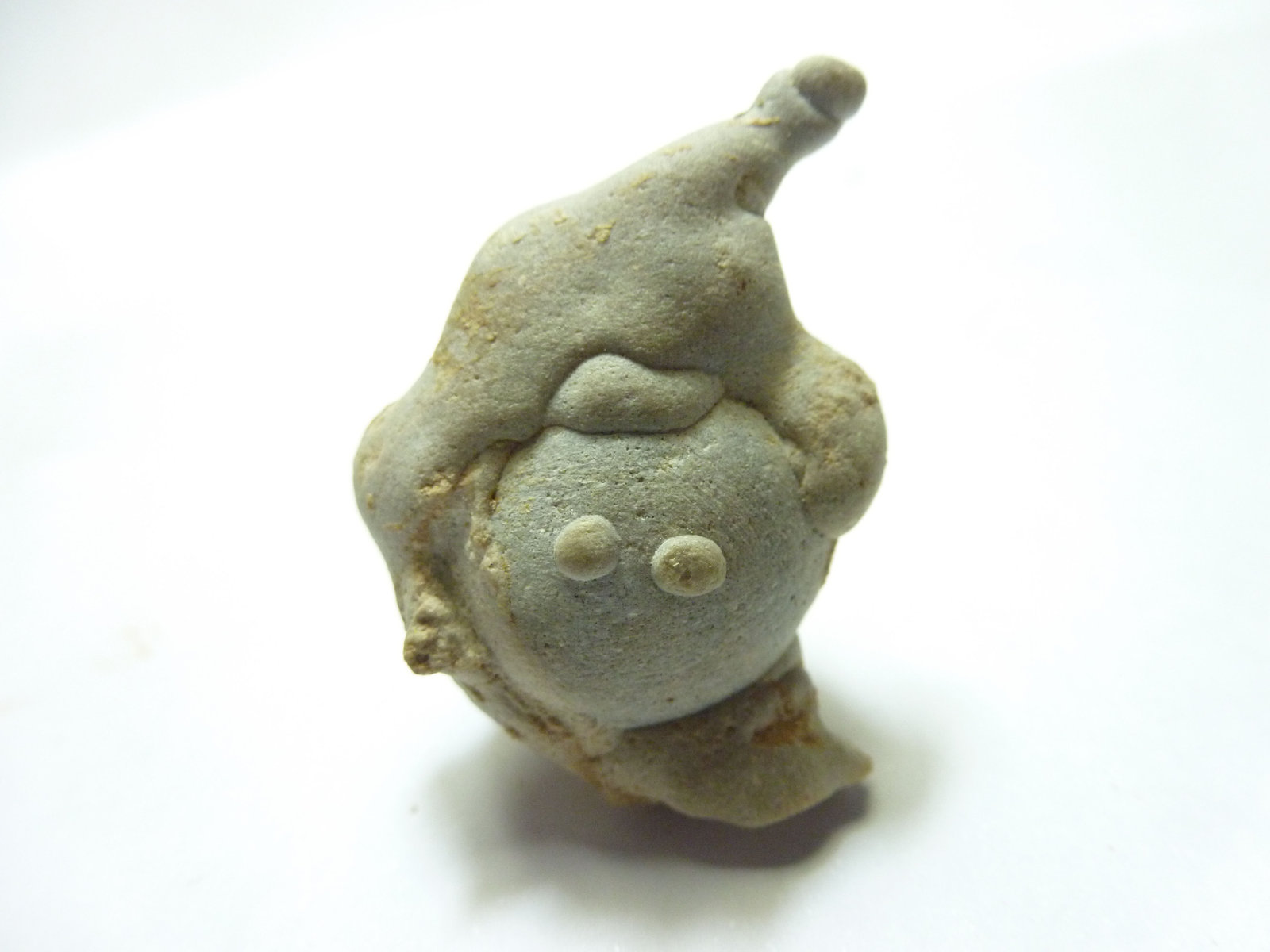 Ópalo (variedad menilito)
Medidas pieza: 3,1x2,3x1,7 cm
(Autor: Sergio Pequeño)