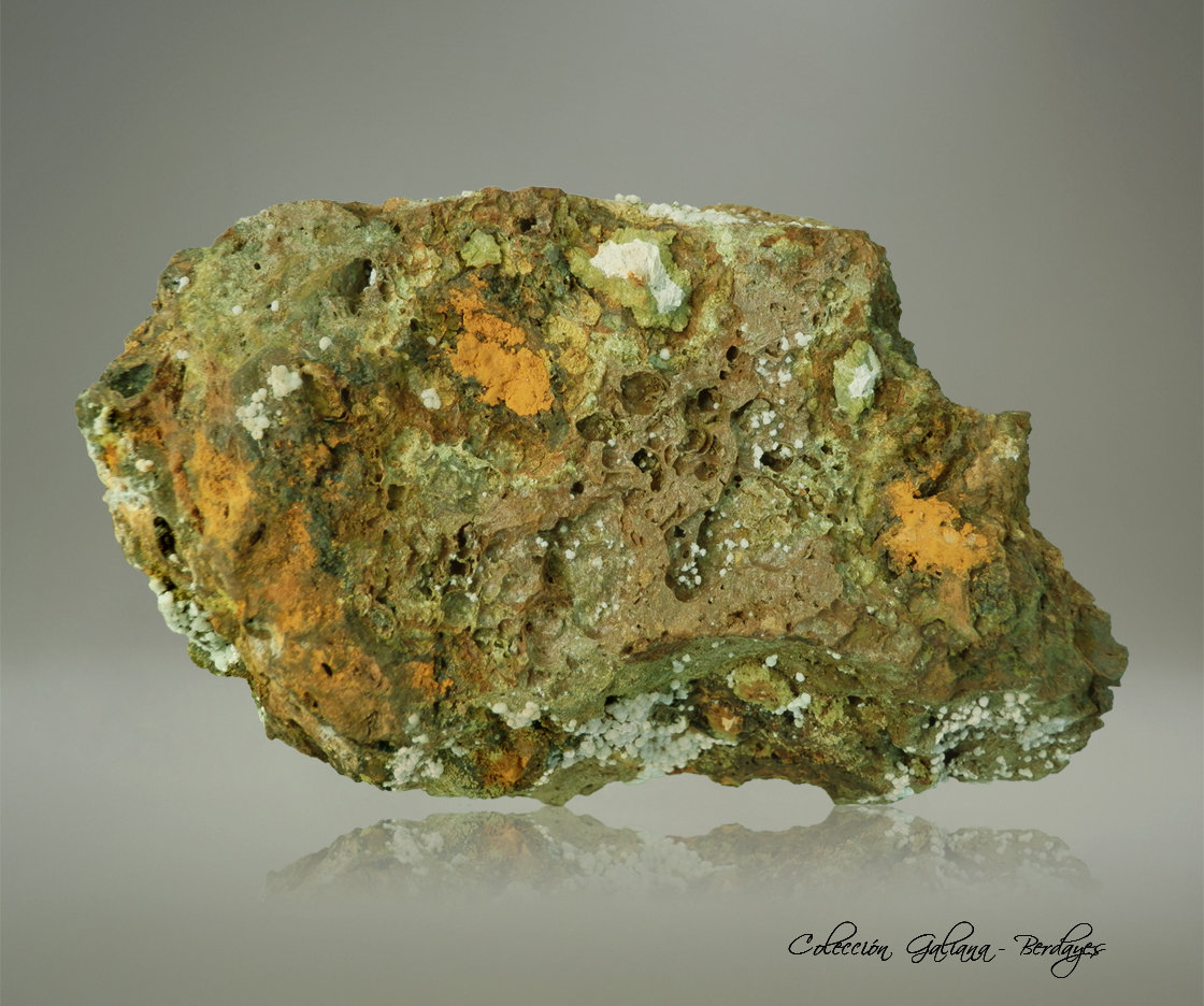 Calcioferrita
93 x 64 x 41 mm.
(Autor: Rafael Galiana)