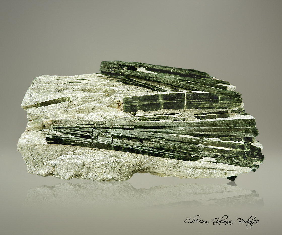 Actinolita
106 x 50 x 28 mm.
(Autor: Rafael Galiana)