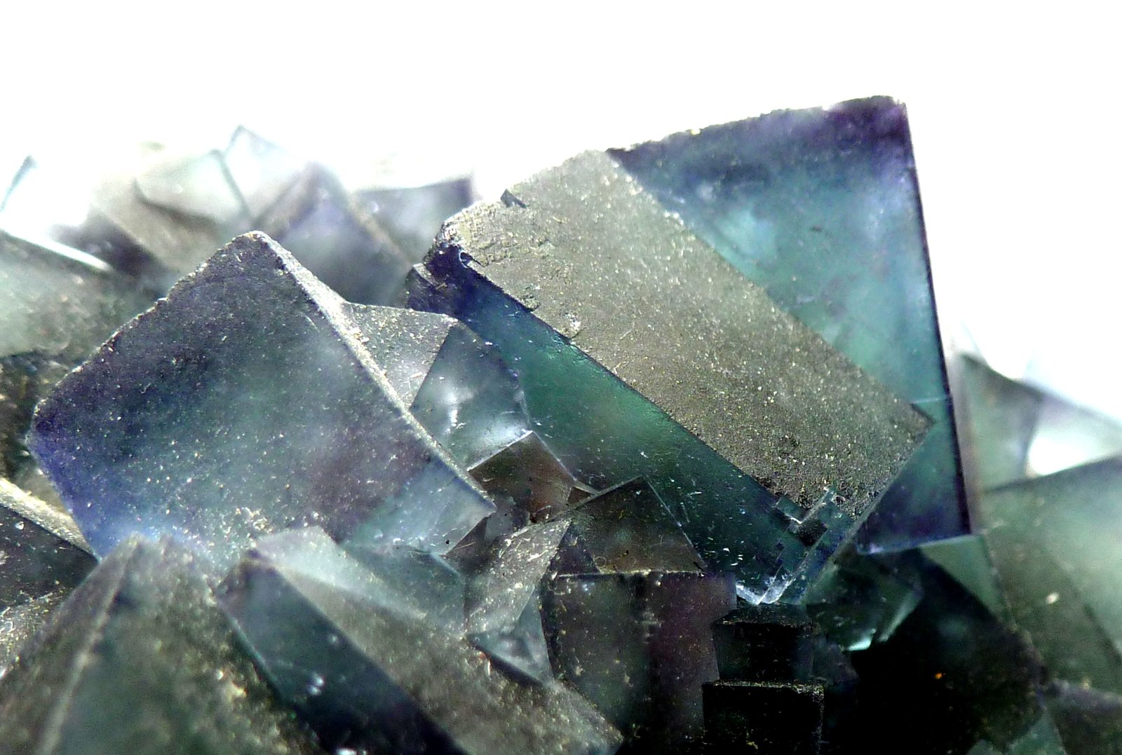 Fluorita
Medida: 7 x 6,5 x 4,5 cm
(Autor: Sergio Pequeño)