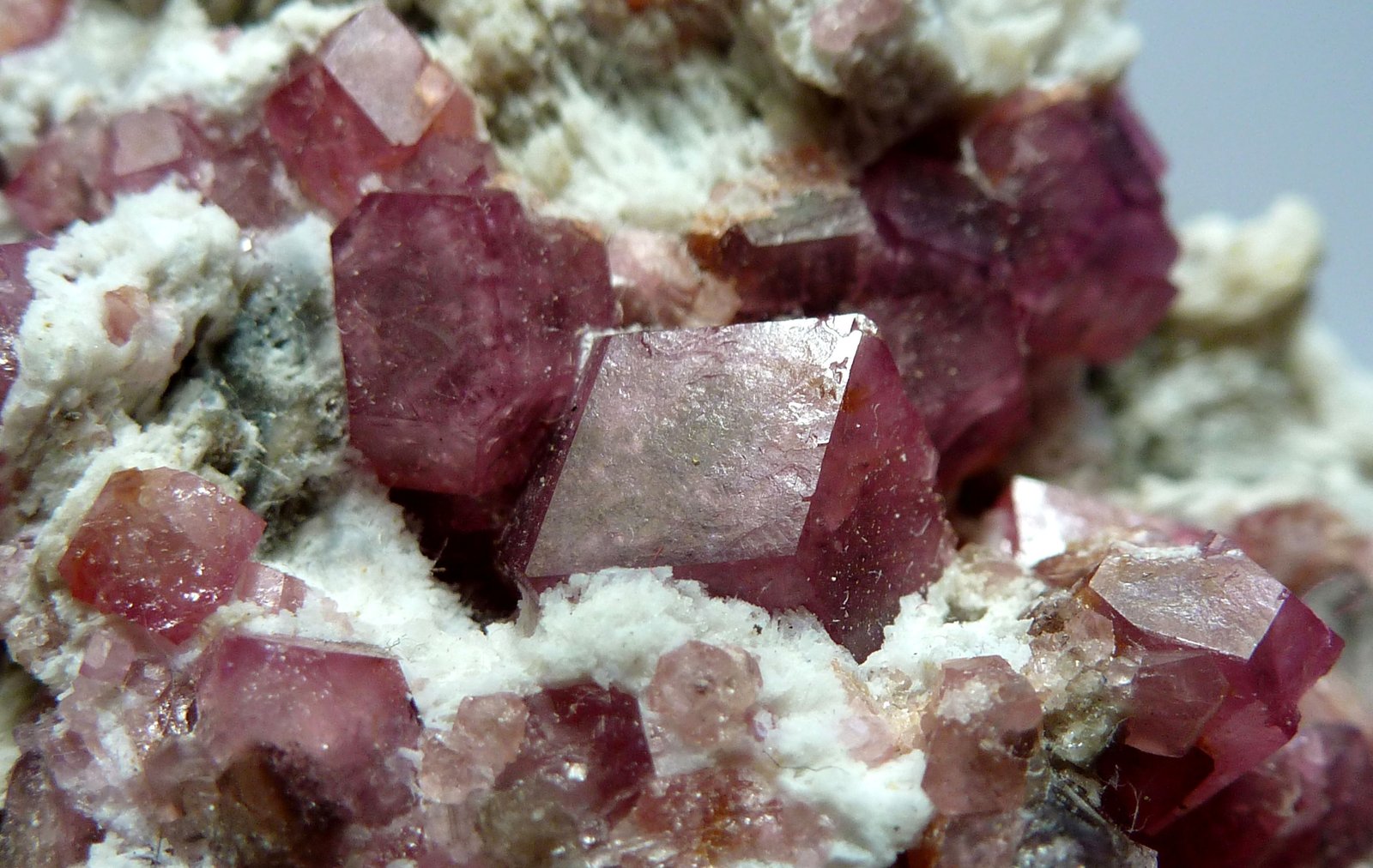 Grossularia
Medida: 5,5 x 4 x 3 cm
(Autor: Sergio Pequeño)