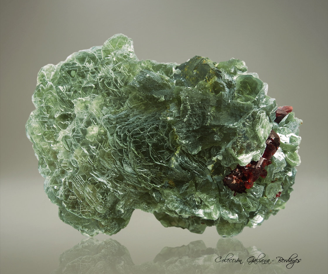 Condrodita
78 x 60 x 52 mm.
(Autor: Rafael Galiana)