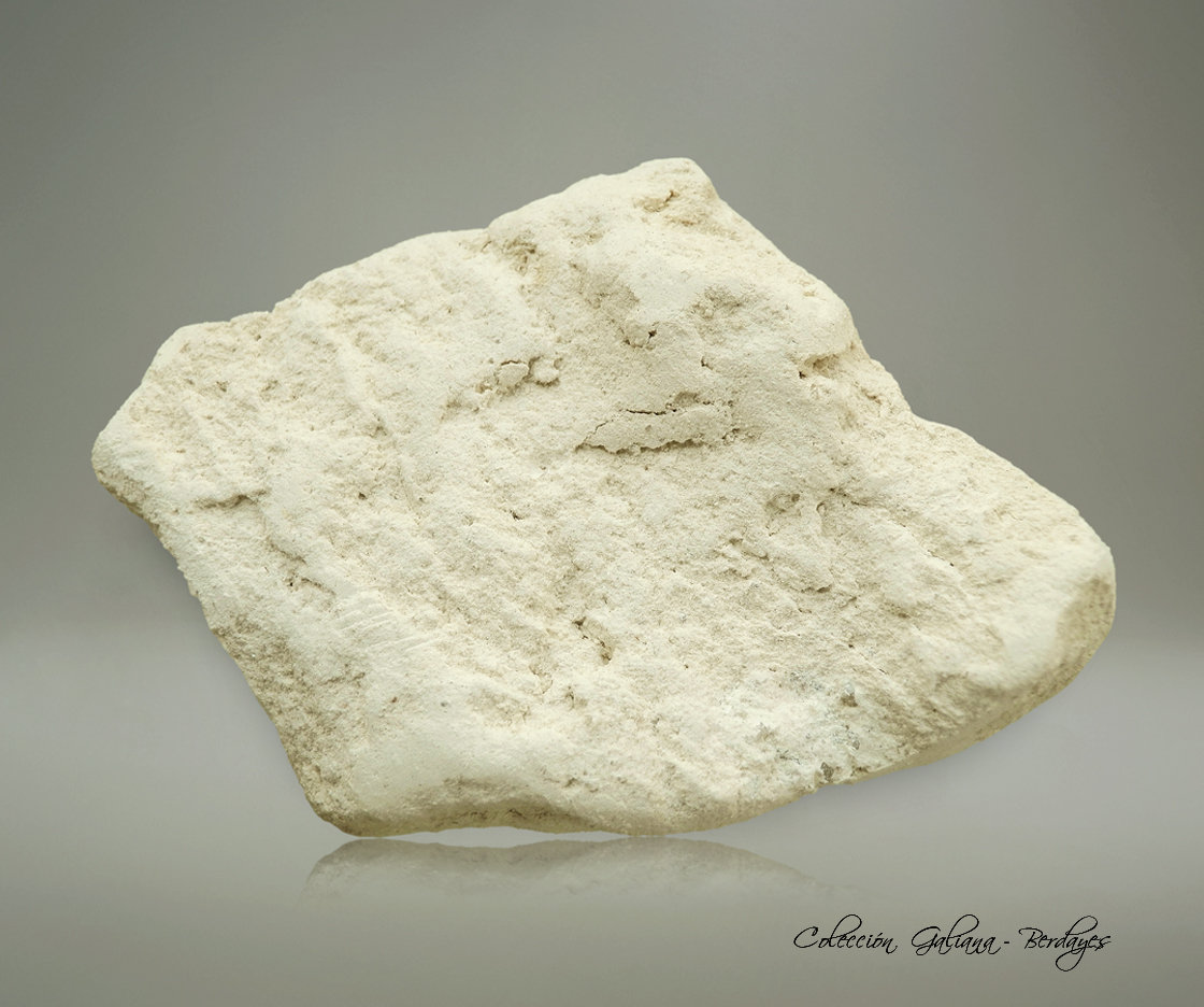 Caolinita
73 x 47 x 44 mm.
(Autor: Rafael Galiana)