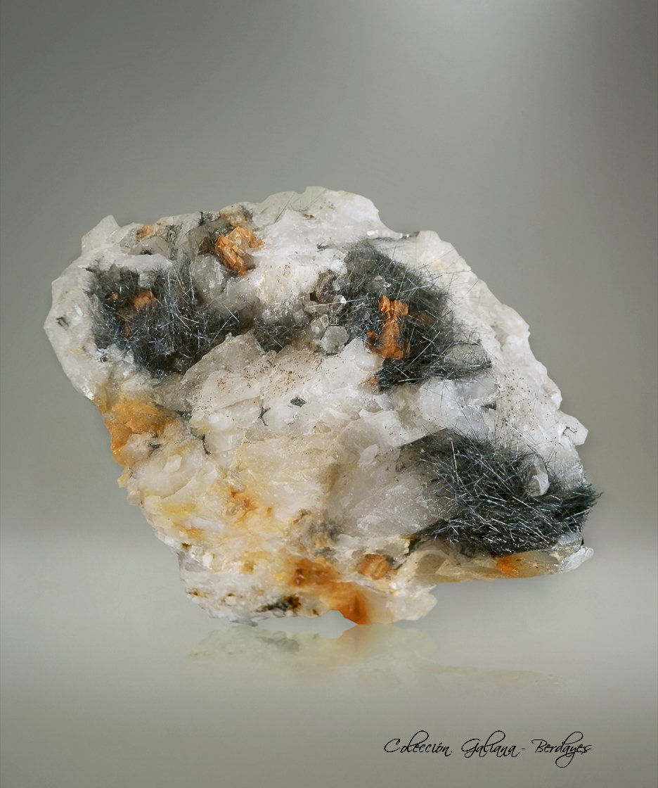 Boulangerita
66 x 62 x 52 mm.
(Autor: Rafael Galiana)